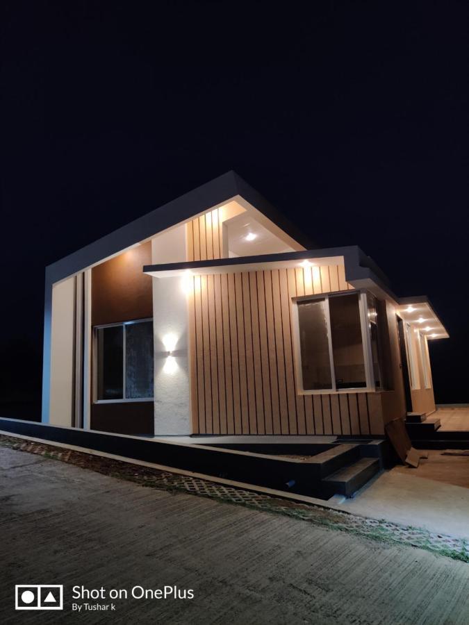 Royal Meadows Igatpuri 2Bhk Poolside Villa Esterno foto