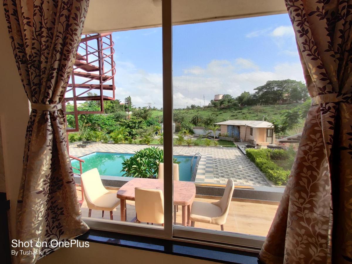 Royal Meadows Igatpuri 2Bhk Poolside Villa Esterno foto