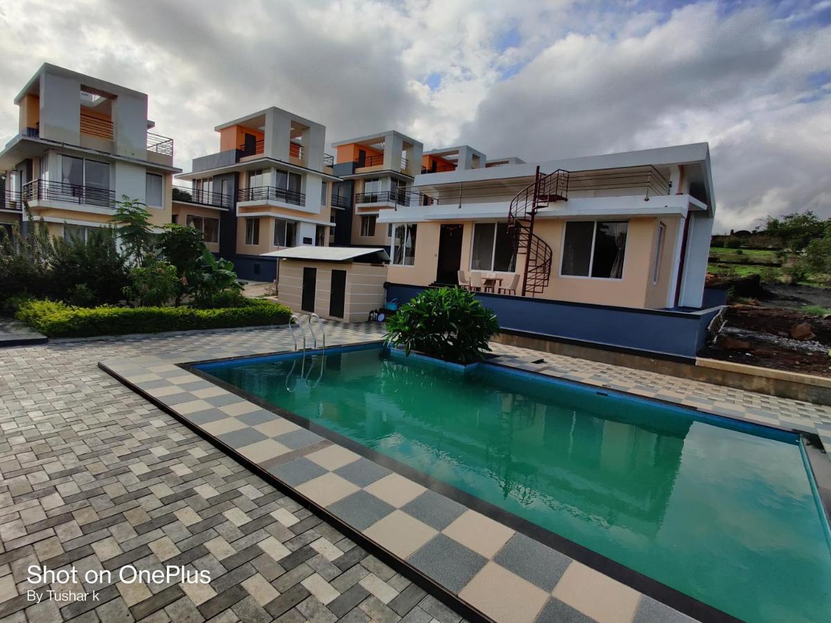 Royal Meadows Igatpuri 2Bhk Poolside Villa Esterno foto